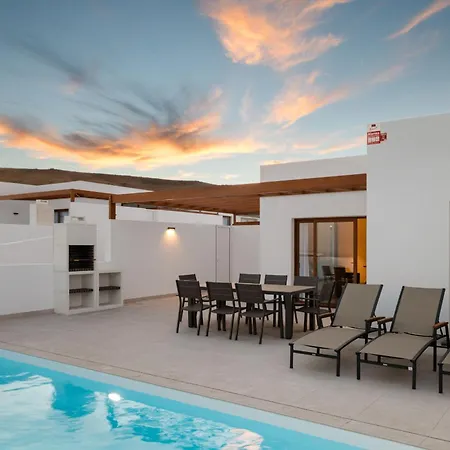 Deva - Vipvipvillas Villa Playa Blanca (Lanzarote)