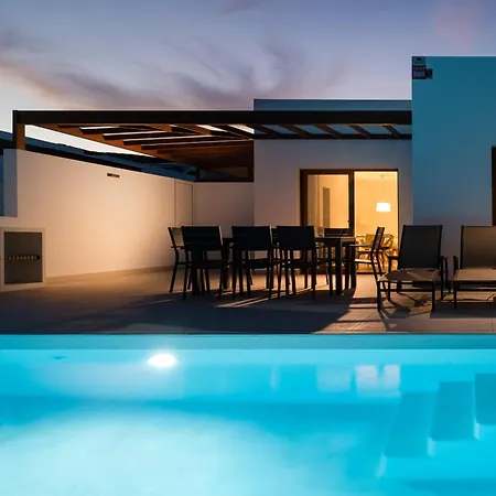 Deva - Vipvipvillas * 플라야블랑카