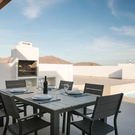 Deva - Vipvipvillas Playa Blanca (Lanzarote)